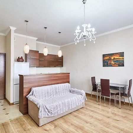 Ultracentral Spacious Apartment Chisinau Luaran gambar