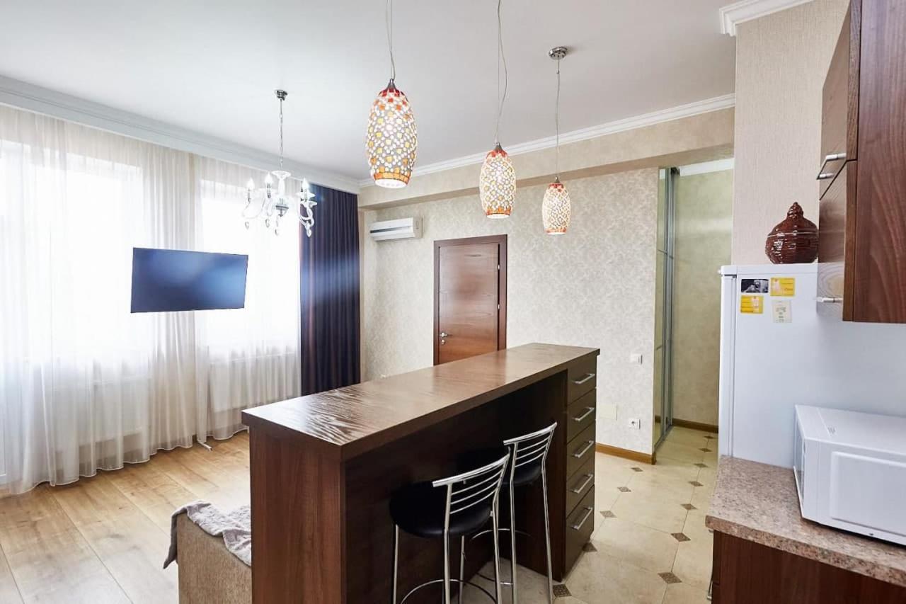 Ultracentral Spacious Apartment Chisinau Luaran gambar